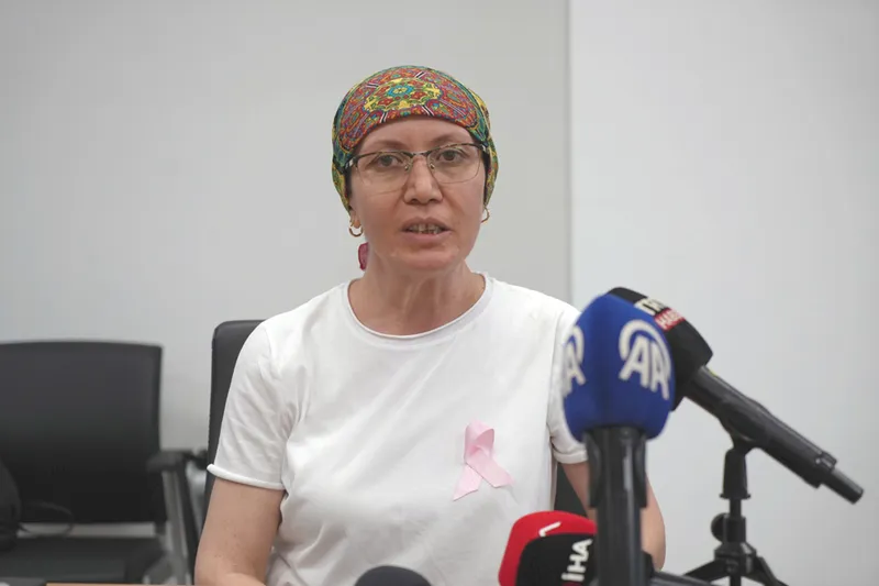 Akdeniz Üniversitesi Meme Sağlığı ve Hastalıkları Merkezi binlerce kadına umut oldu