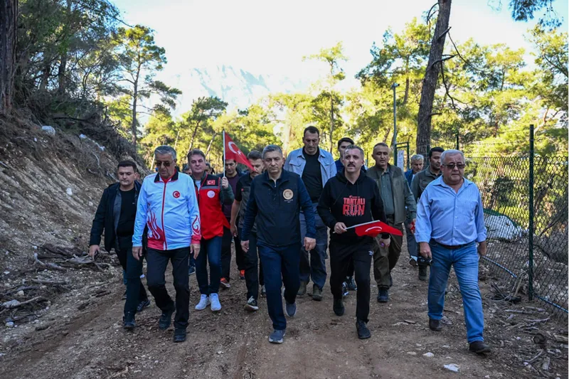Topçu Yüzbaşı Mustafa Ertuğrul Aker Kemer'de anıldı