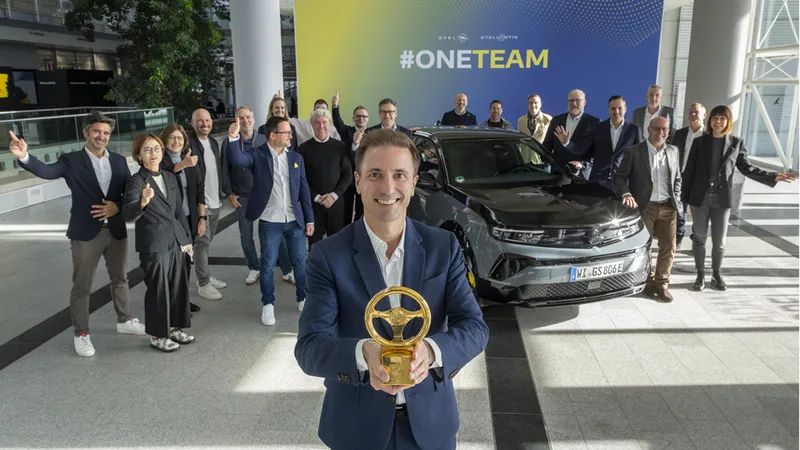 Opel Mokka GSE'ye "2025 Altın Direksiyon Ödülü"