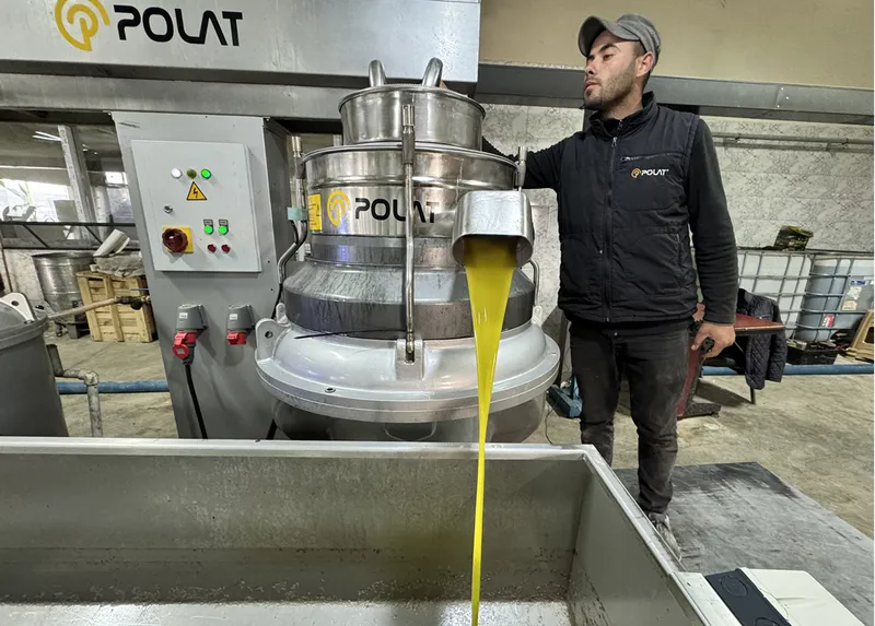 Muhtarın devlet desteğiyle kurduğu zeytinyağı üretim tesisi mahallelinin geçim kaynağı oldu