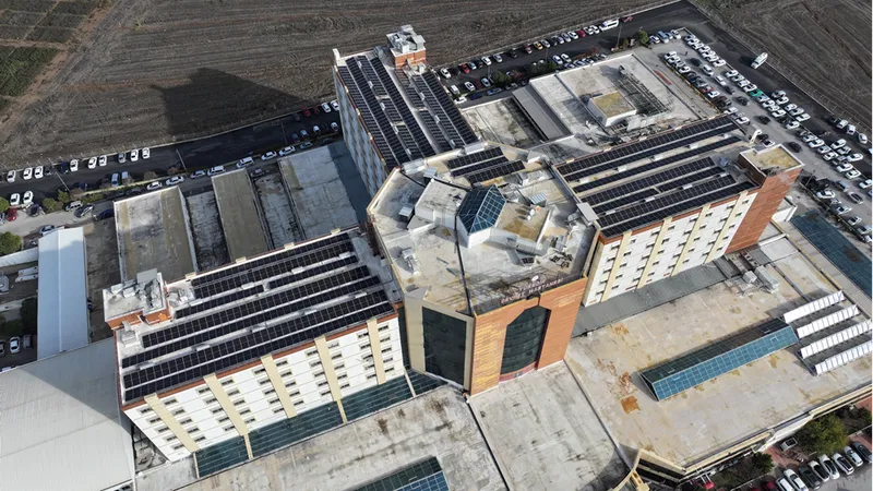 Yüreğir Devlet Hastanesi GES projesiyle enerji giderlerinde yaklaşık yüzde 25 tasarruf sağlıyor