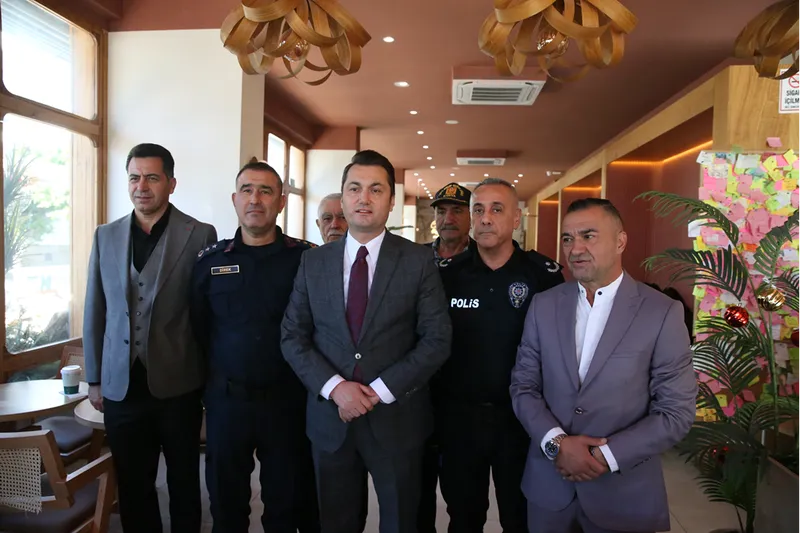 Alanya'da bir kafe şehit yakınları ve gazilere ücretsiz içecek hizmeti verecek