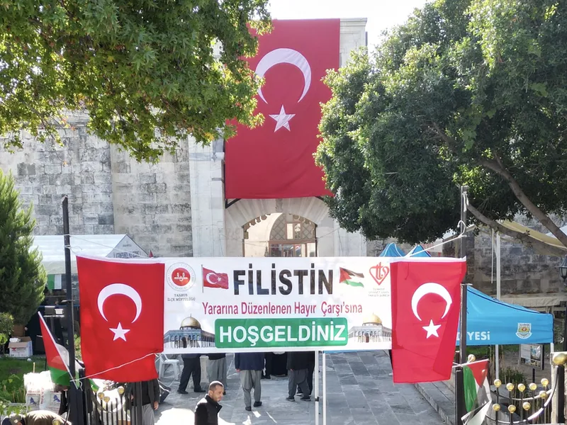 Tarsus'ta Filistin halkına destek için kermes düzenlendi 