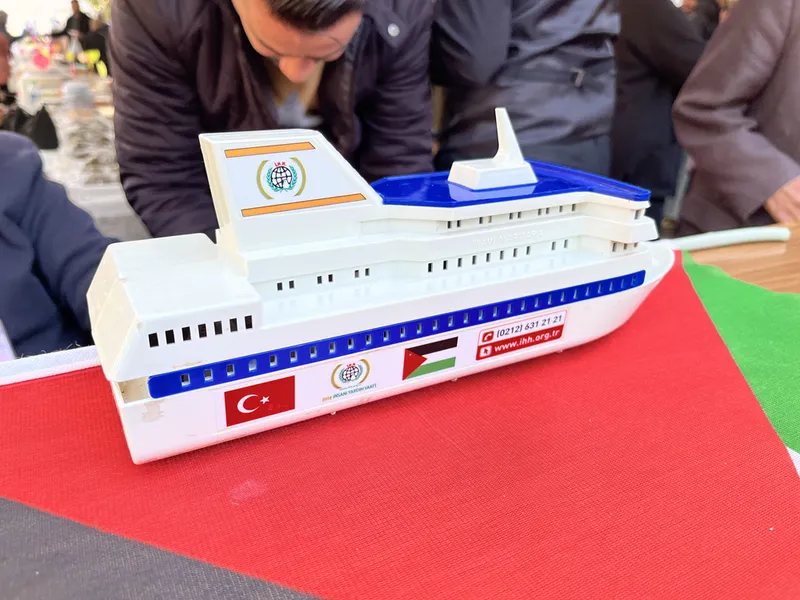 Tarsus'ta Filistin halkına destek için kermes düzenlendi 