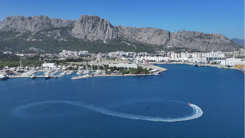 "Mavi vatan"ın hayat kurtaran elleri 7 gün 24 saat görev başında