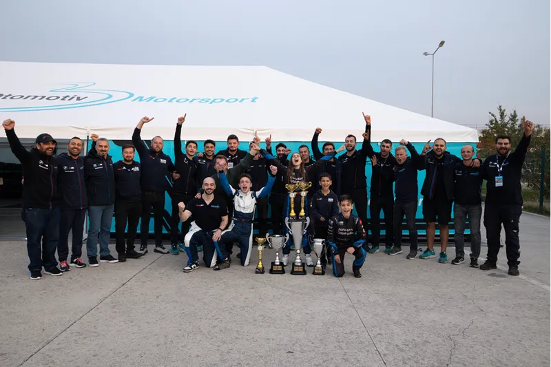 BOM Karting takımı 5 podyum derecesiyle birinciliğini korudu