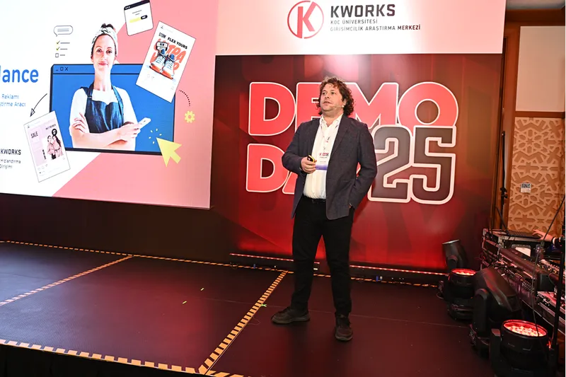 KWORKS 2025 Demo Day'de hızlandırma programı girişimleri tanıtıldı