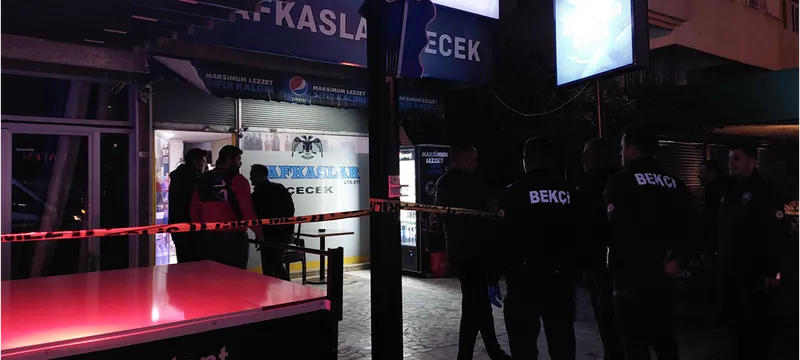 Antalya'da çıkan silahlı kavgada 2 kişi öldü