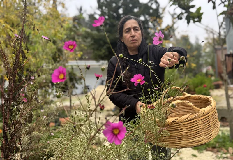 El emeği ipeği özgün tasarımlara dönüştürüyor