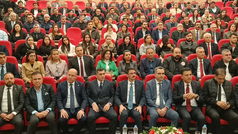 Adana'da "Denetimli Serbestlik" paneli düzenlendi 