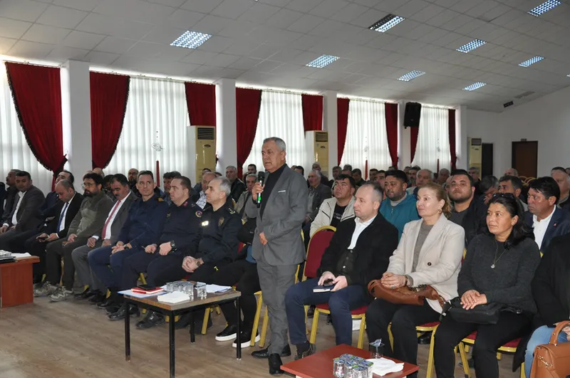 Silifke ilçesinde yılın son muhtarlar toplantısı yapıldı