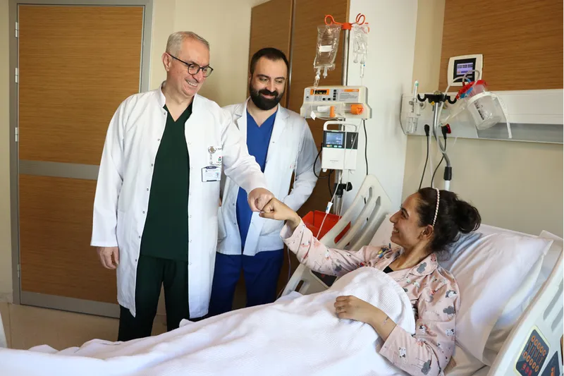 Wilson hastası kadının yeni yıl dileği "karaciğer nakliyle" gerçek oldu