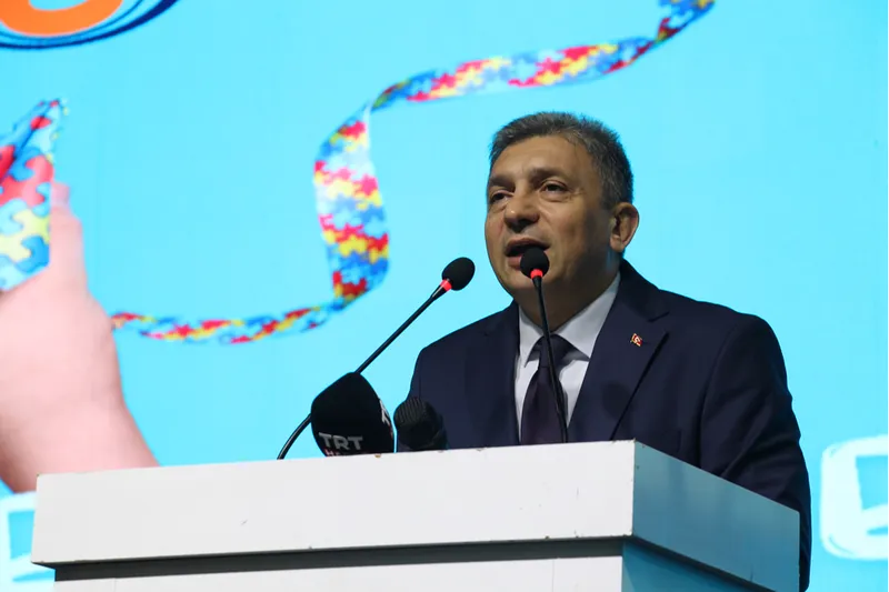 Antalya'da 6. Geleneksel Kültür Sanat ve Spor Şenliği düzenlendi