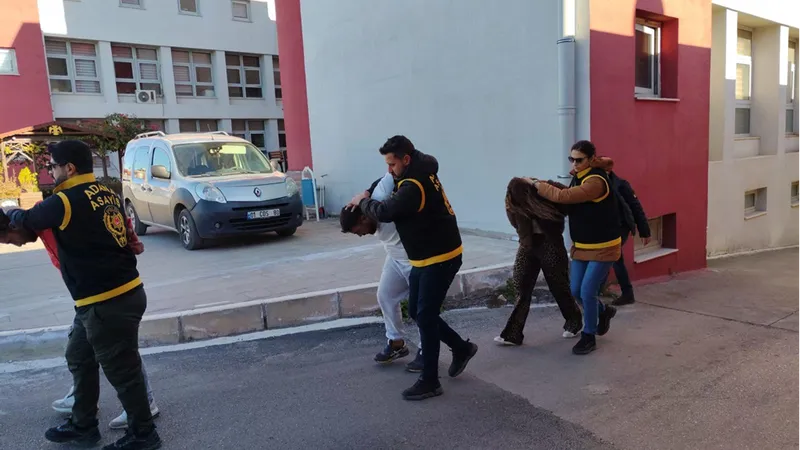 Adana'da bir kişinin tabancayla vurularak öldürülmesiyle ilgili 5 zanlı tutuklandı