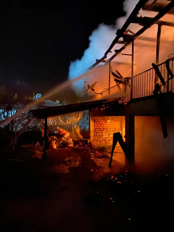 Burdur'da kalorifer kazanının patlaması sonucu çıkan yangın söndürüldü