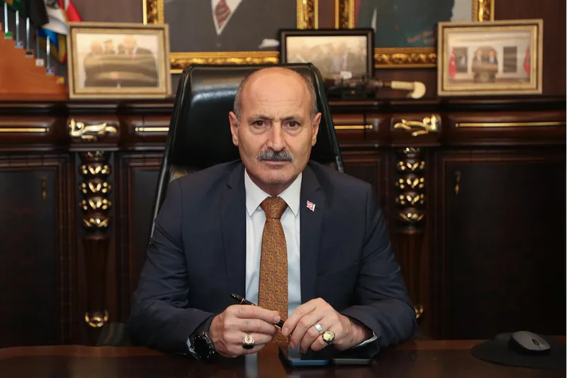 Antalya Emniyet Müdürü Zaimoğlu'dan yeni yıl mesajı