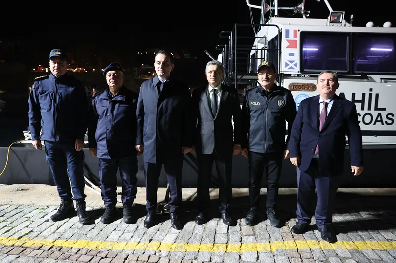 Antalya'da tarihi Kaleiçi'nde yeni yıl kutlamalarına yönelik denetim yapıldı