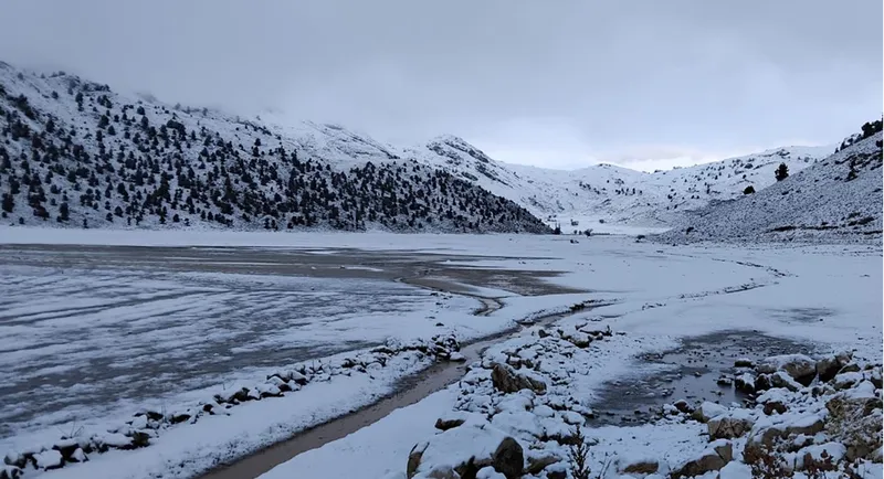 Antalya'nın yüksek kesimleri beyaza büründü