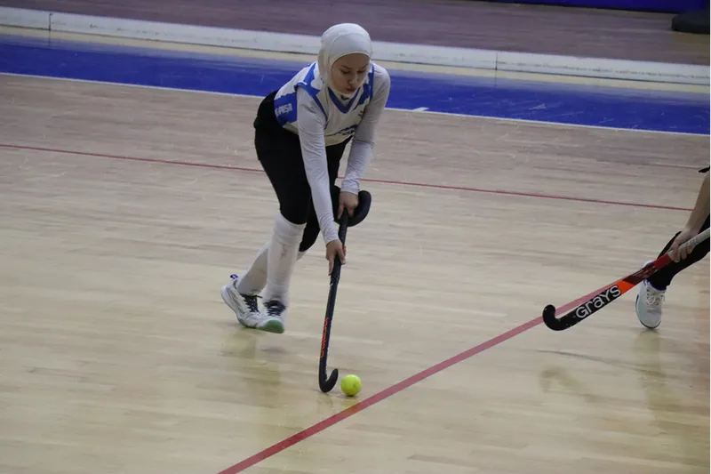 Kadınlar Salon Hokeyi Süper Lig maçları Alanya'da başladı