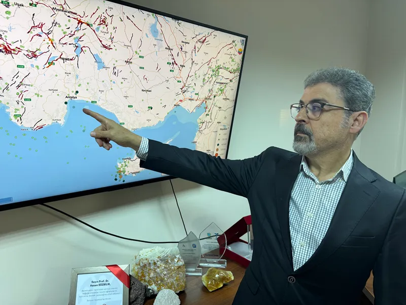Prof. Dr. Sözbilir Antalya'daki depremleri değerlendirdi: