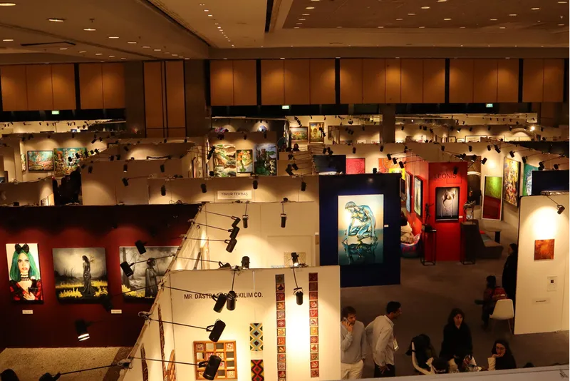 6. İstanbul Sanat Fuarı'nda 38 bin ziyaretçi 10 bin eserle buluştu