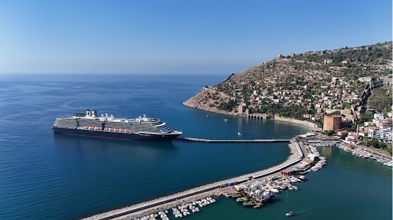 Hollanda bayraklı 