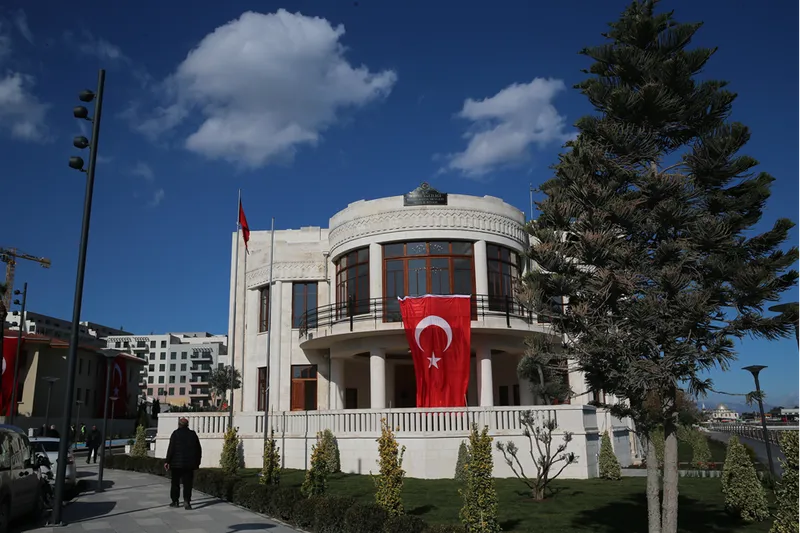 Hatay'da yeniden ayağa kaldırılan tarihi meclis binası devlet tiyatrolarına sahne olacak