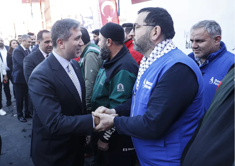 Sudan'a insani yardım ulaştıracak "6. İyilik Gemisi" Mersin'den uğurlandı