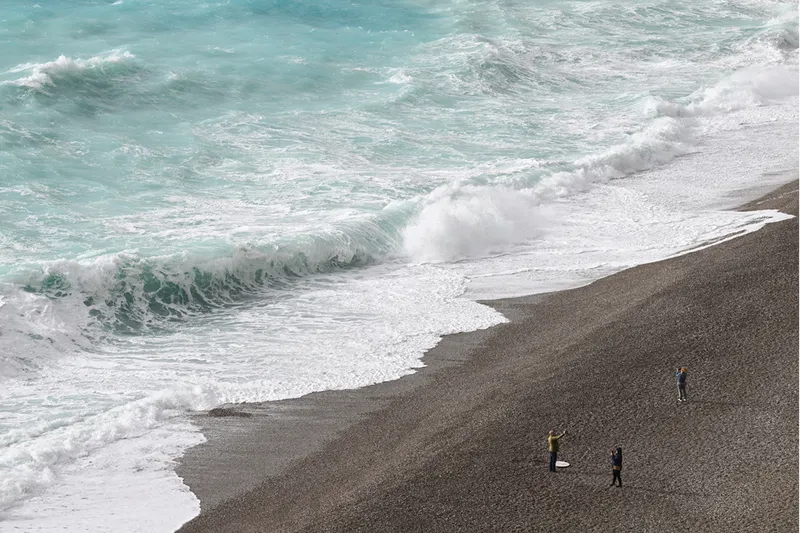 Serik'te kuvvetli rüzgar ve fırtına etkili oluyor