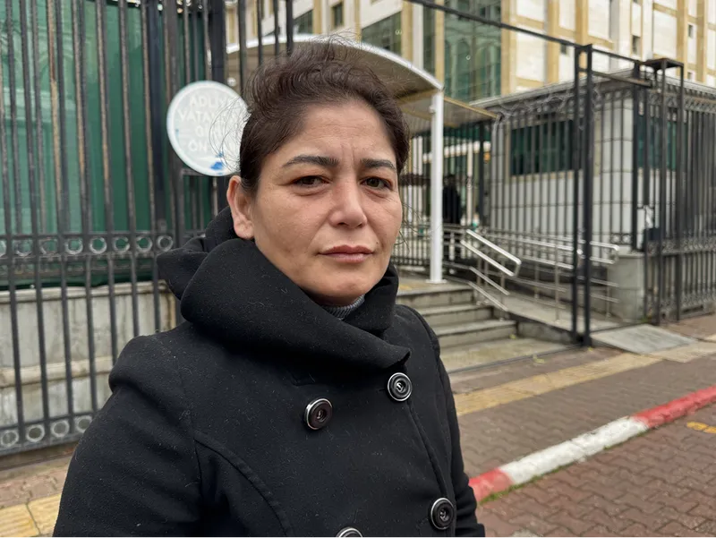 Antalya'da komşusunu elektrikli düzenek kurarak öldürmeye çalıştığı öne sürülen sanığa 13 yıl hapis