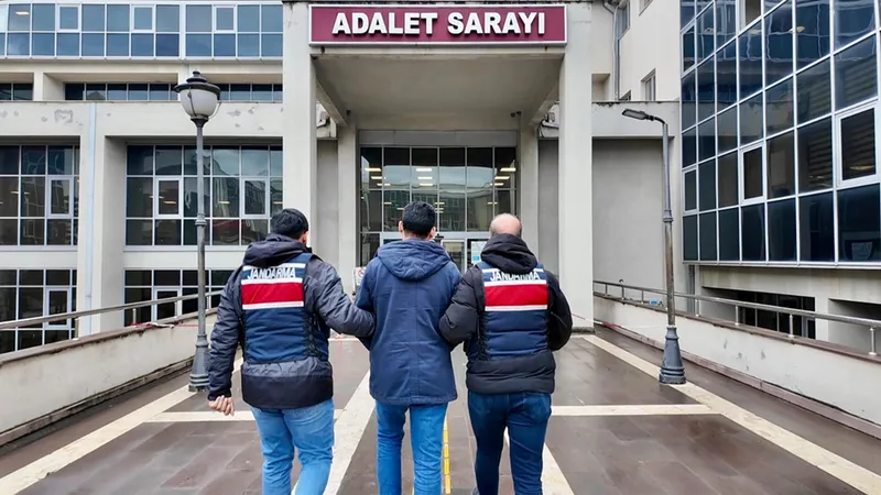 Osmaniye'de DEAŞ operasyonunda yakalanan zanlı tutuklandı