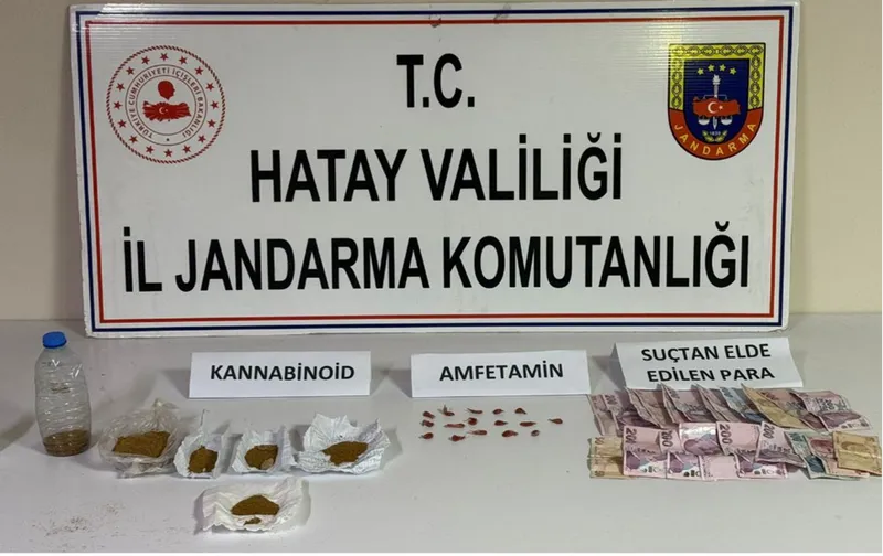Hatay'da uyuşturucu operasyonunda yakalanan 2 zanlı tutuklandı