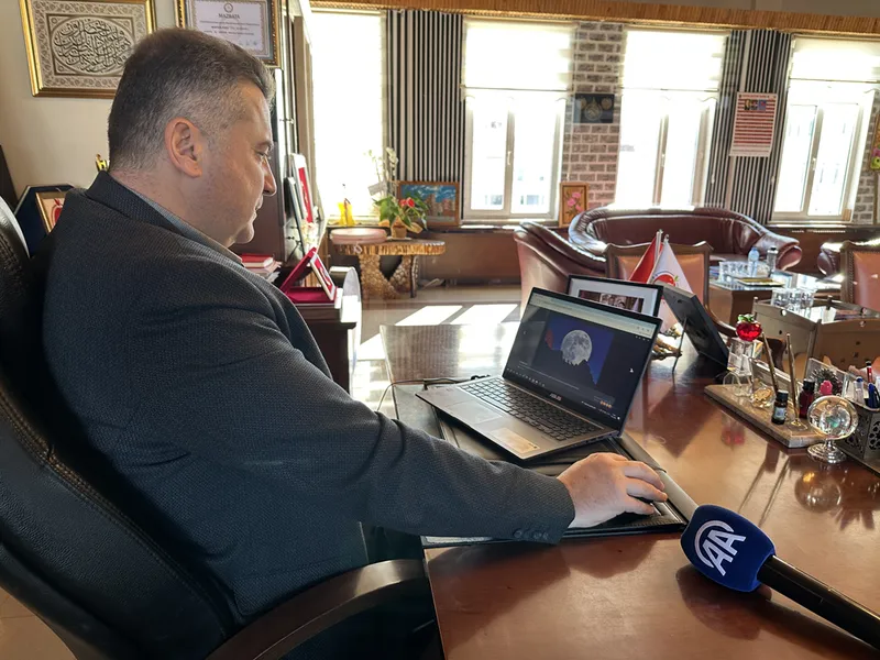 Eğirdir Belediye Başkanı Özer, AA'nın "Yılın Kareleri" oylamasına katıldı