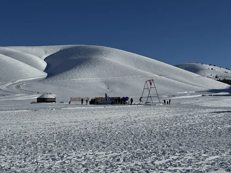 Yedikuyular Kayak Merkezi misafirlerini ağırlamaya başladı