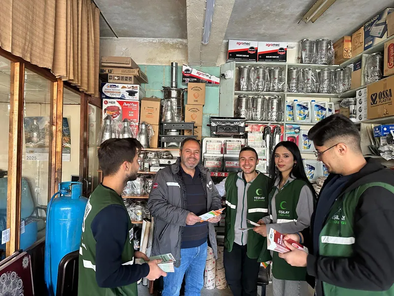 Yeşilay'dan Akseki'de esnafa ziyaret