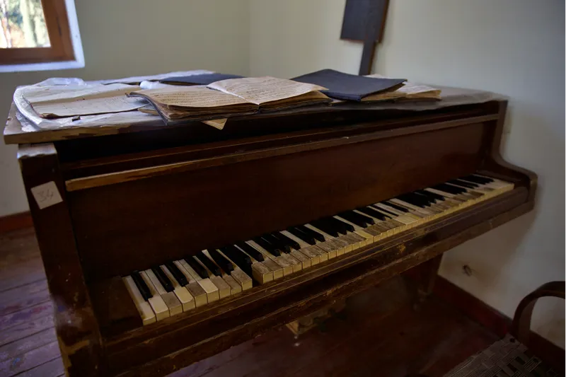 Osmaniye'de eğitim müzesine dönüştürülen 86 yıllık okul geçmişe yolculuk yaptırıyor