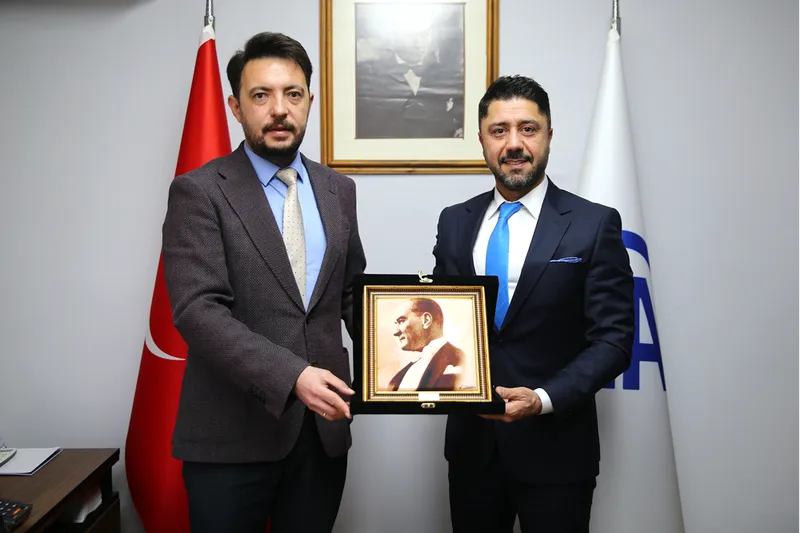 Finansçı Fenerbahçeliler Derneğinden AA Adana Bölge Müdürlüğüne ziyaret