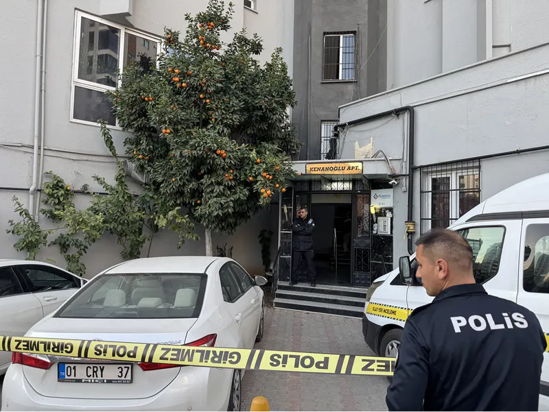 Adana'da inşaat firmasında bir kişiyi tabancayla öldüren zanlı aynı silahla kendini vurdu