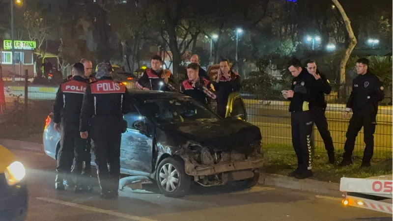 Antalya'da polislerin "dur" ihtarına uymayıp kaçan sürücü yakalandı