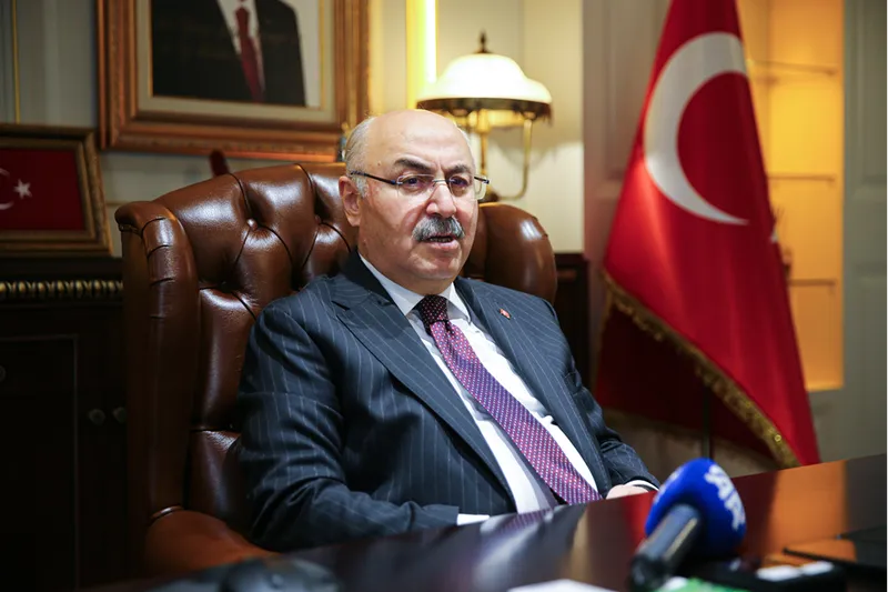 Vali Yavuz Selim Köşger, AA'nın "Yılın Kareleri" oylamasına katıldı